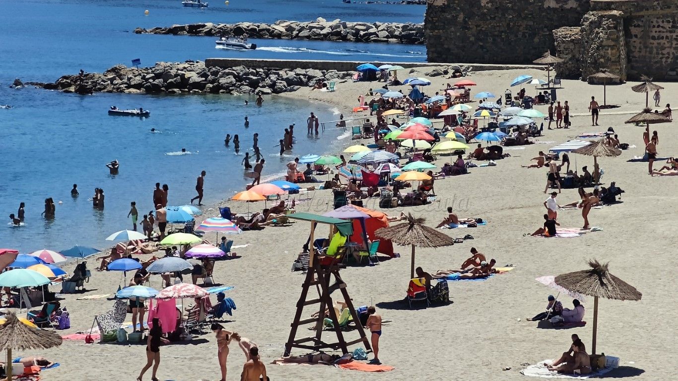 La Ciudad inaugura la temporada de baño en todas las playas
